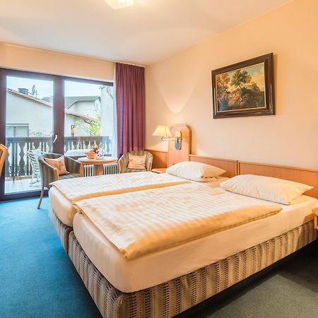 Hotel-Barbarossa-Garni Bei Hanau Rodenbach  Buitenkant foto